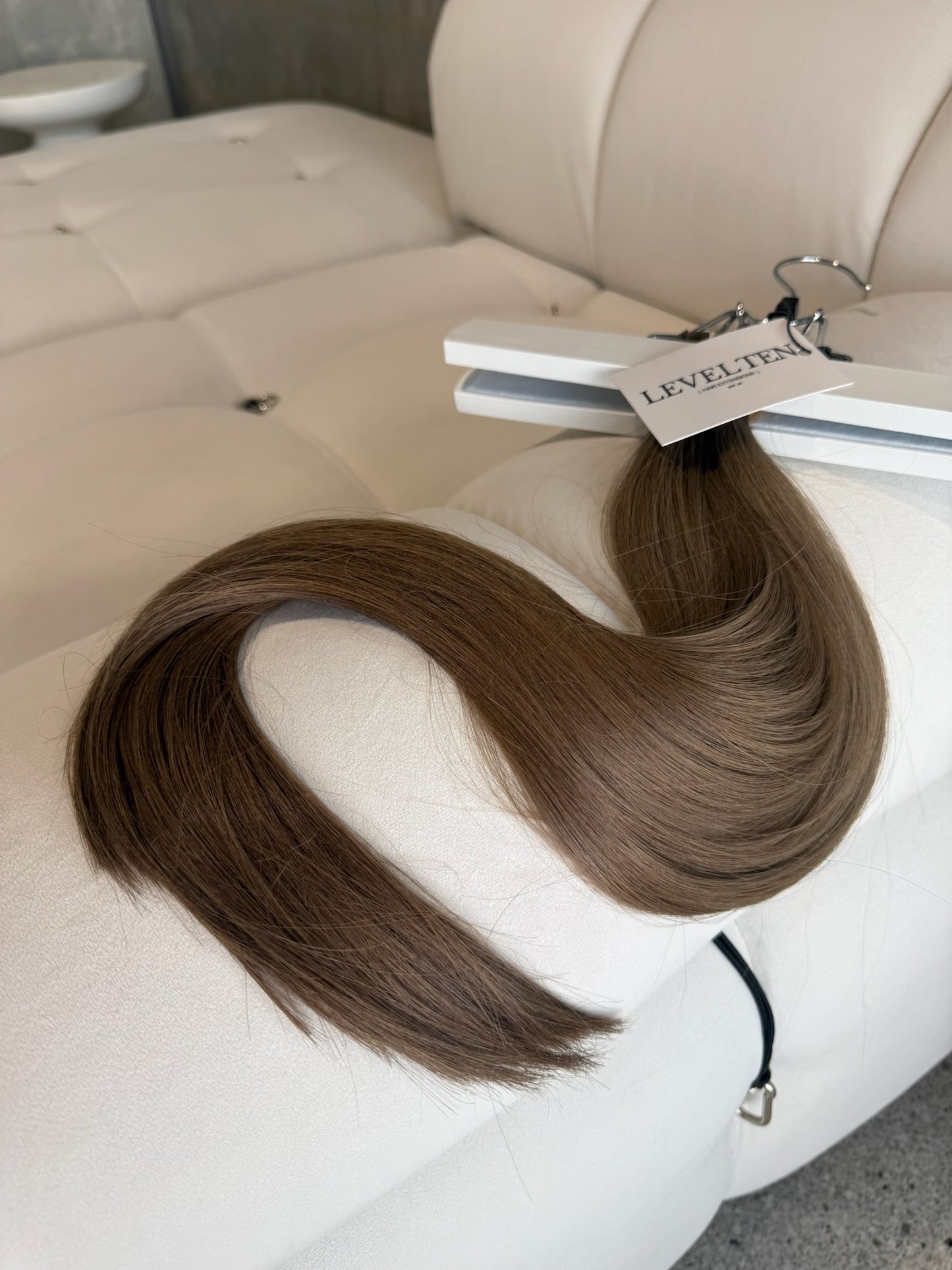 22" Keratin Bond Hair Extensions (25g Bundle) in Chai Latte