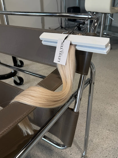 22" Keratin Bond Hair Extensions (25g Bundle) in Vanilla Bean